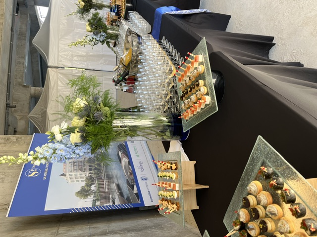 Buffet cocktail Citelios dressé sur un chantier