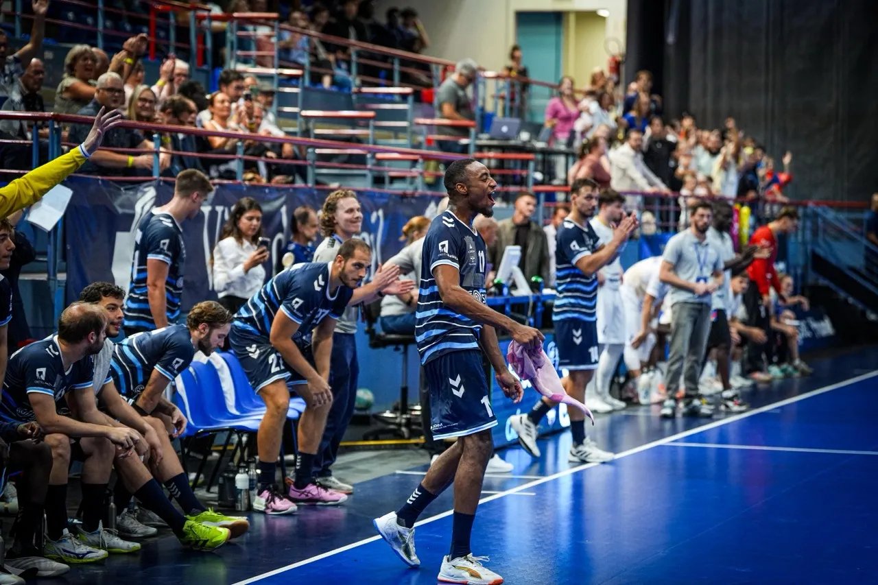 Les joueurs de l’US Créteil Handball au Palais des Sports de Créteil